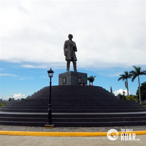 rizal monument calamba|Dr. Jose Rizal Monument at Calamba, Laguna .
